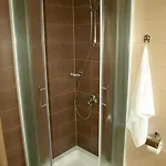 At The Sea Apartman