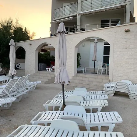 Apartment At The Sea - 5 M From The Klek