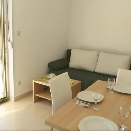 Apartment At The Sea - 5 M From The *