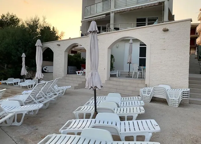 Апартаменты At The Sea Клек